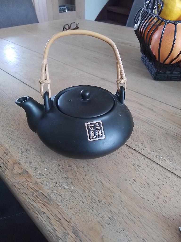 Theepot, Gebruikt, Keramiek, Overige typen, Ophalen of Verzenden