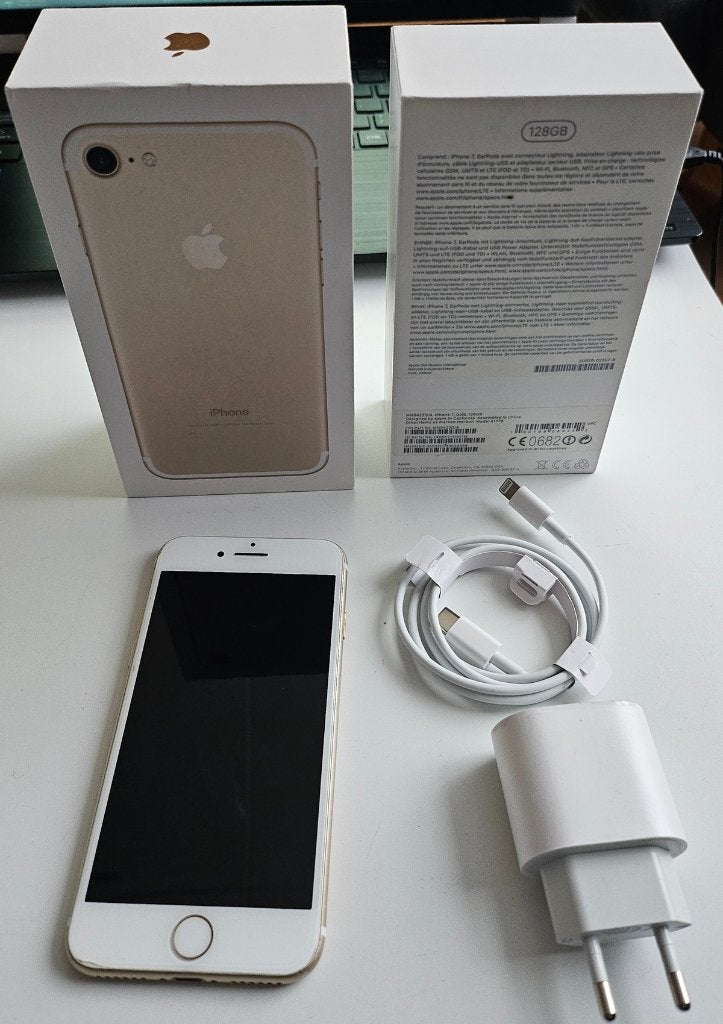 Opruiming Iphones allemaal werkend en in 1 koop, Telecommunicatie, Mobiele telefoons | Apple iPhone, Ophalen, 128 GB, IPhone 11