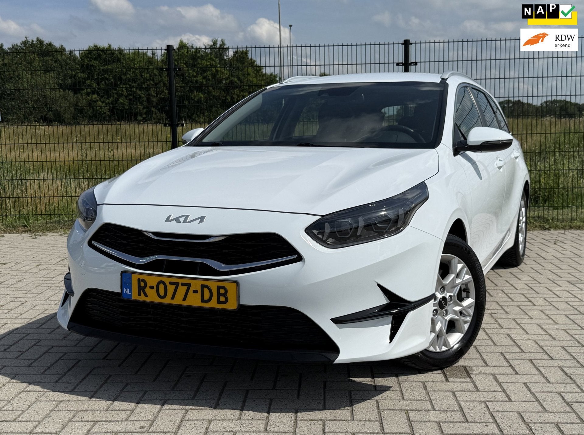 Kia Ceed Sportswagon 1.0 T-GDi DynamicLine | Achteruitrijcam, Voorwielaandrijving, Stof, Gebruikt, Wit
