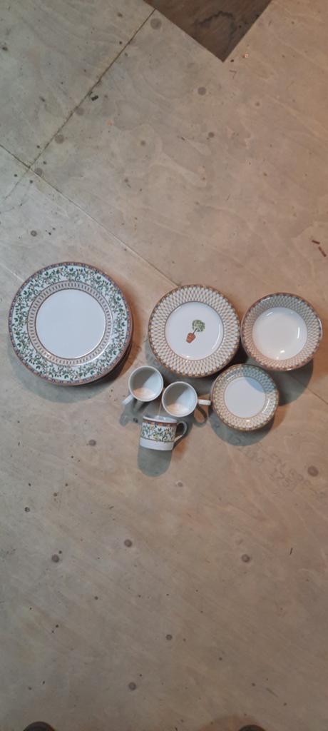 Servies, limoen, Huis en Inrichting, Keuken | Servies, Ophalen, Porselein, Overige stijlen, Bord(en)