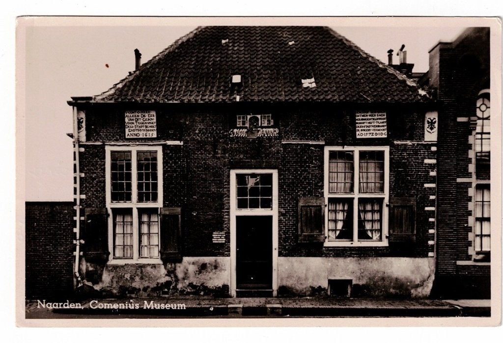 Naarden. Het Comenius Museum aan de Kloosterstraat 33., Ophalen of Verzenden, 1940 tot 1960, Gelopen, Noord-Holland