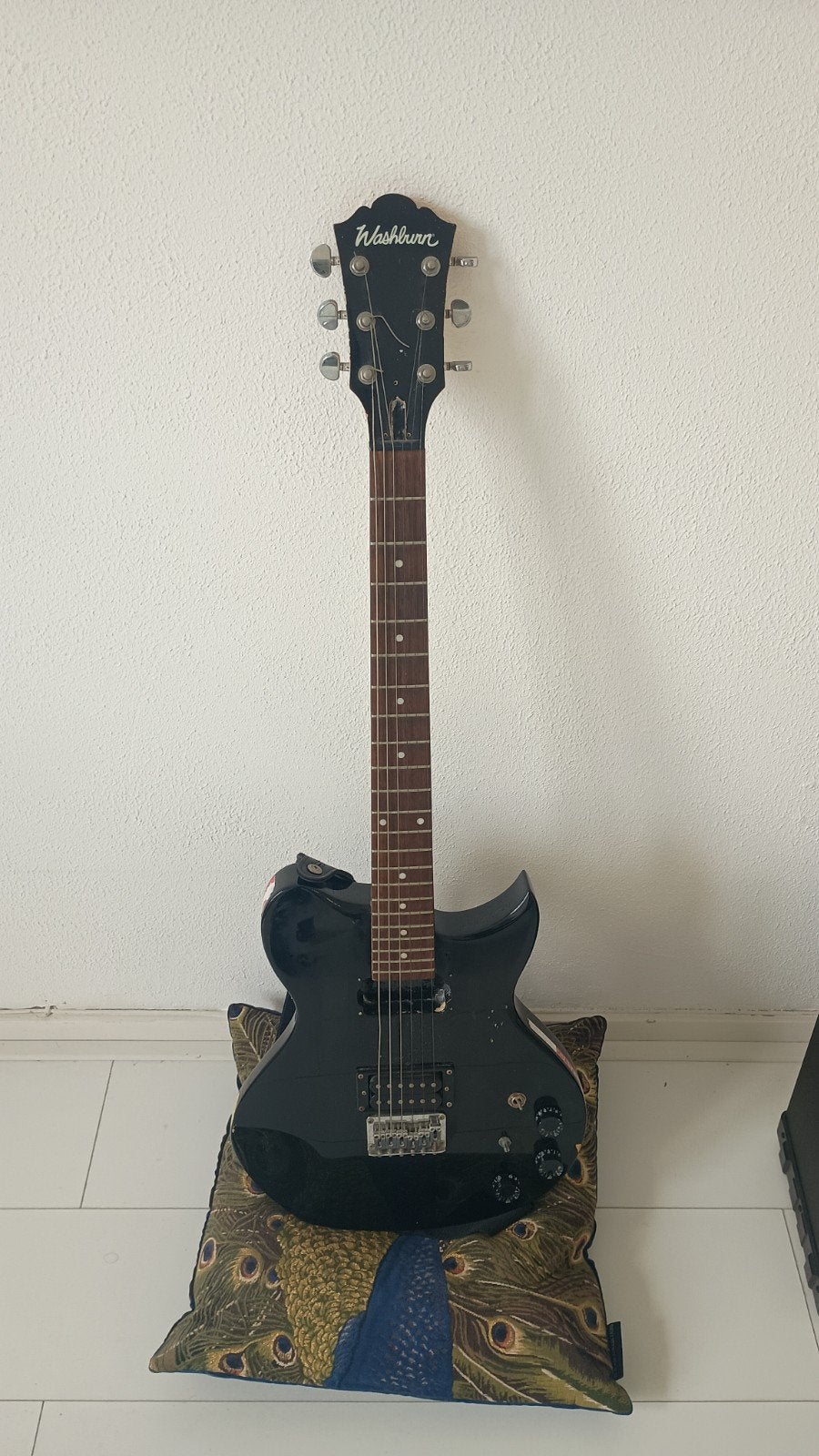 Washburn elektrische gitaar - Zwart, Gebruikt, Ophalen, Gebruikt, Solid body, Overige merken