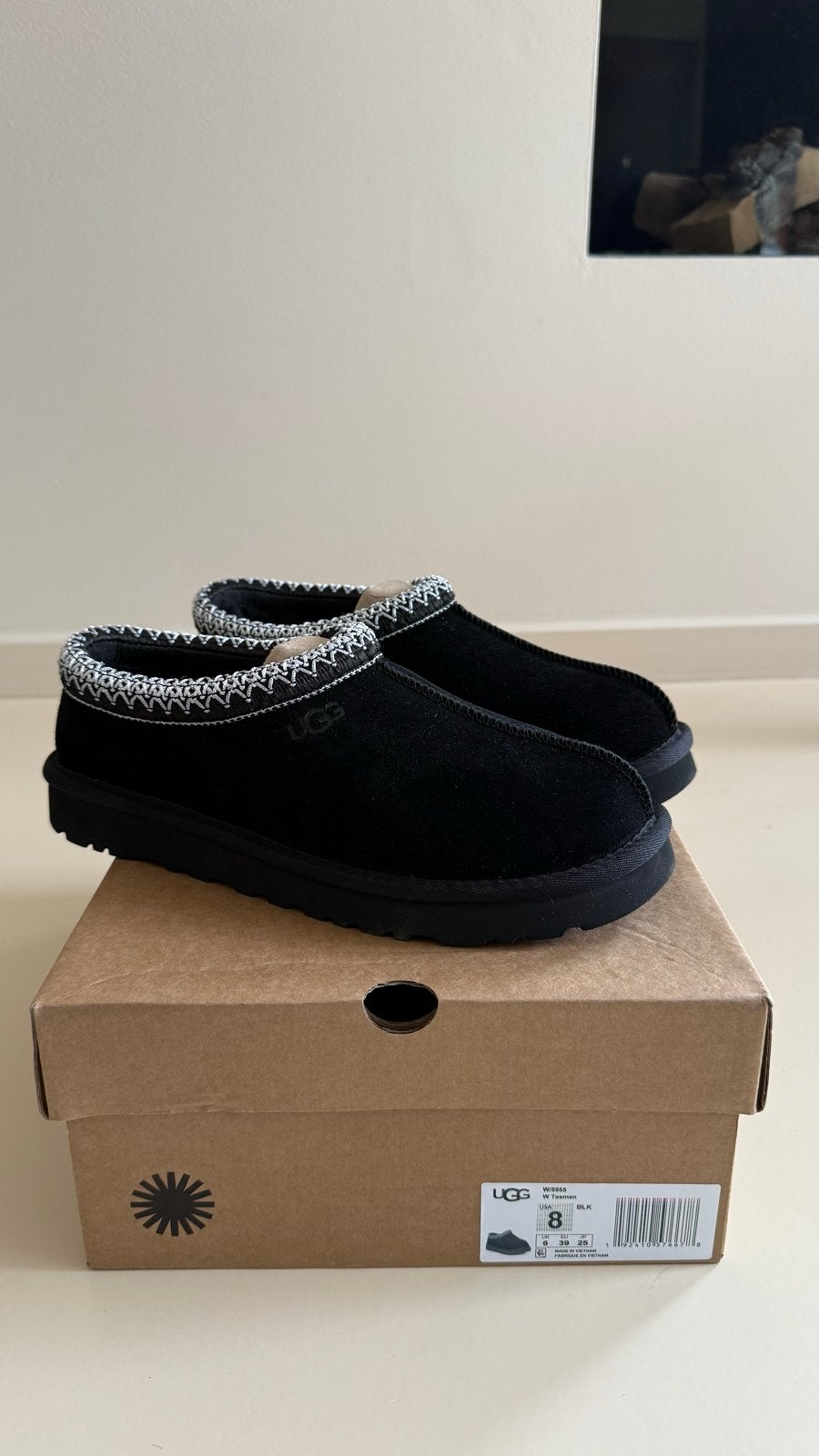Uggs Tasman zwart, maat 39 - Helemaal nieuw!, Kleding | Dames, Zwart, Nieuw, Ophalen of Verzenden, Pantoffels of Sloffen
