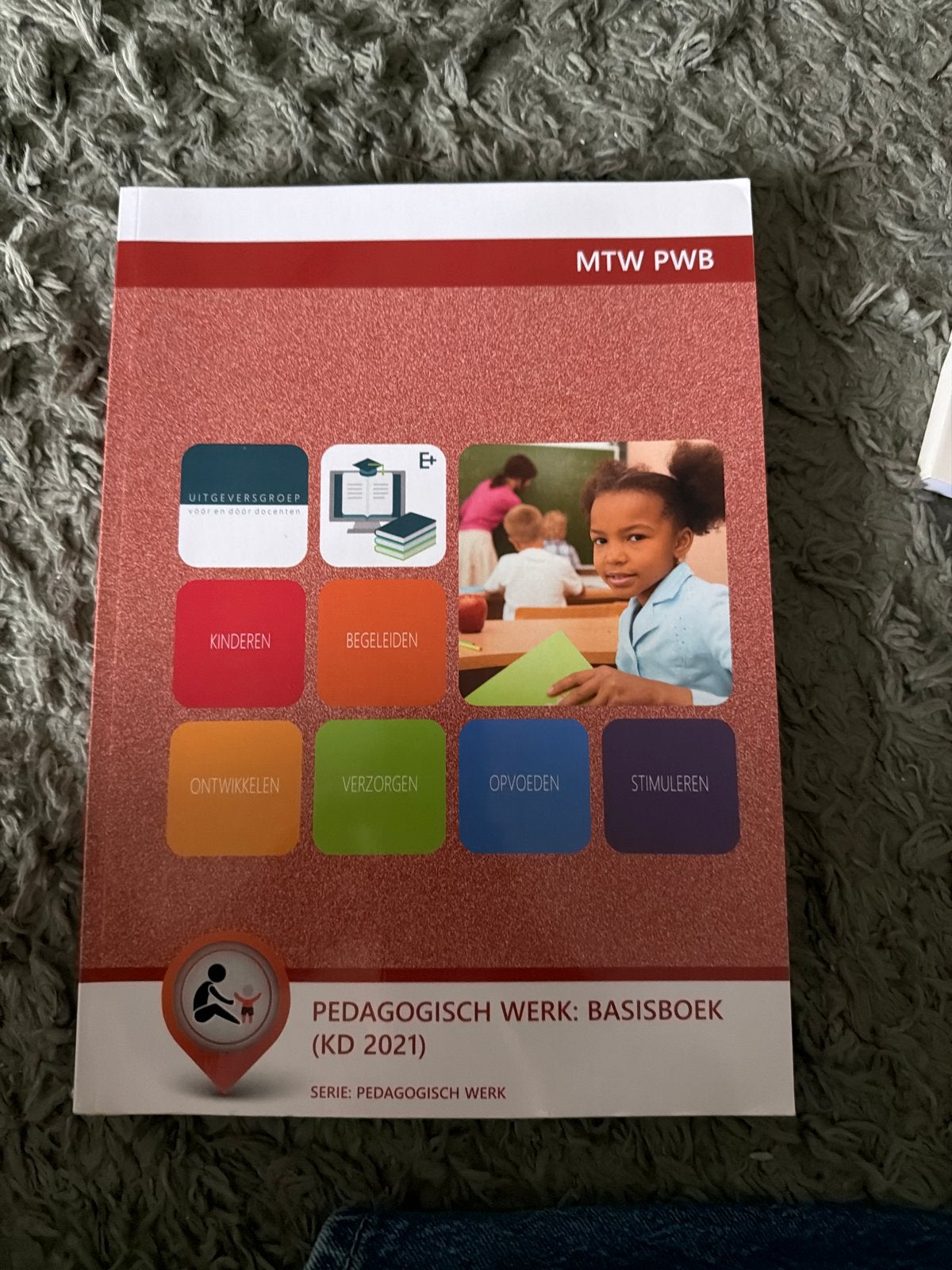 Pedagogisch Werk: Basisboek (KD 2021) - MTW PWB, Ophalen of Verzenden, Zo goed als nieuw, Overige niveaus, Overige vakken