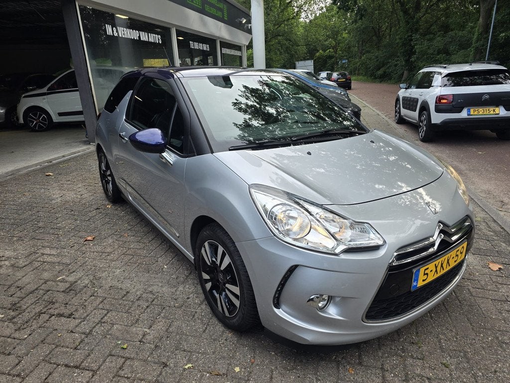 Citroen DS3 1.2 VTi So Chic | 1E EIGENAAR |12MND GARANTIE |, Auto's, Citroën, Voorwielaandrijving, Euro 5, Stof, Gebruikt