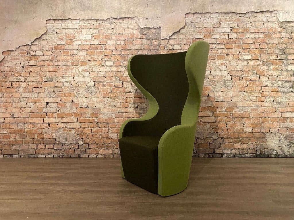 Moderne groene oorfauteuil bij TheReSales, Ophalen, Design, 75 tot 100 cm, Zo goed als nieuw