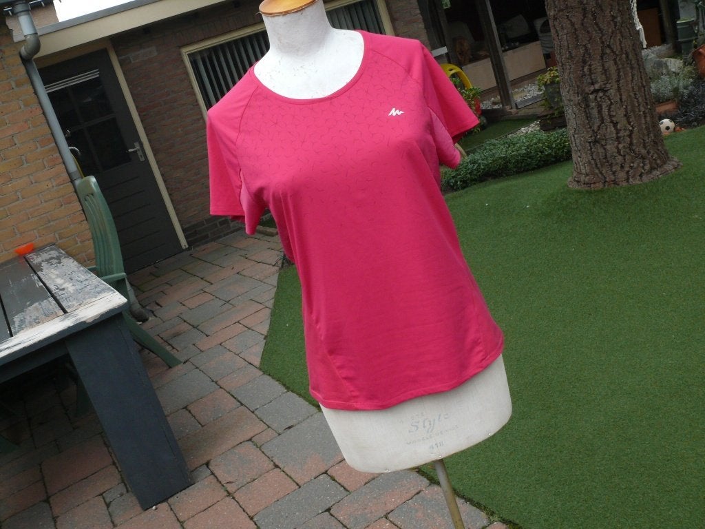 Quechua sport shirt maat M als nieuw, Maat 38/40 (M), Overige typen, Ophalen of Verzenden, Zo goed als nieuw