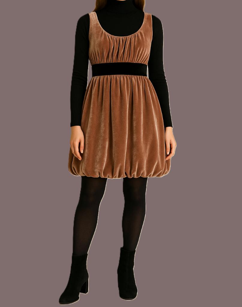Edith & Ella fluwelen jurk maat M, Kleding | Dames, Jurken, Maat 38/40 (M), Beige, Ophalen of Verzenden, Zo goed als nieuw