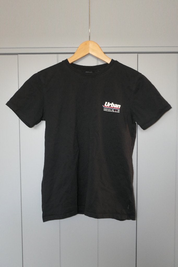 T-shirt zwart met print | 152 | Cars Jeans, Ophalen of Verzenden, Zo goed als nieuw, Shirt of Longsleeve, Jongen