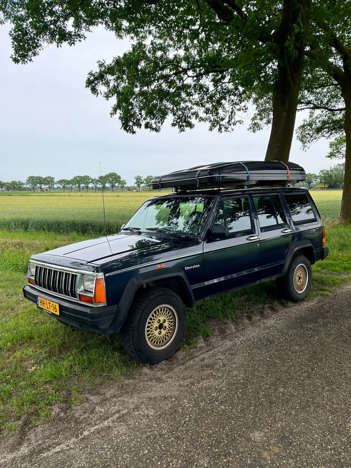 Jeep Cherokee XJ 4.0 1992, Auto's, Zwart, Blauw, Handgeschakeld, Vierwielaandrijving