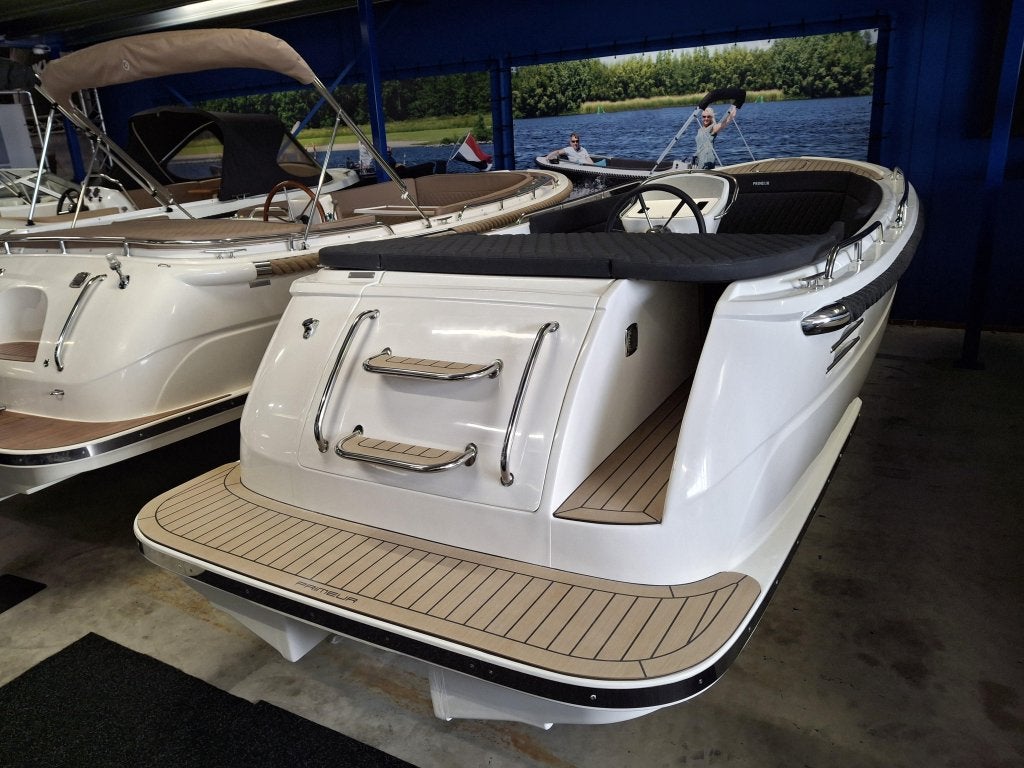 Primeur 625 Tender | Nieuw model! 60pk, Tender, Niet ingevuld, Nieuw, Primeur