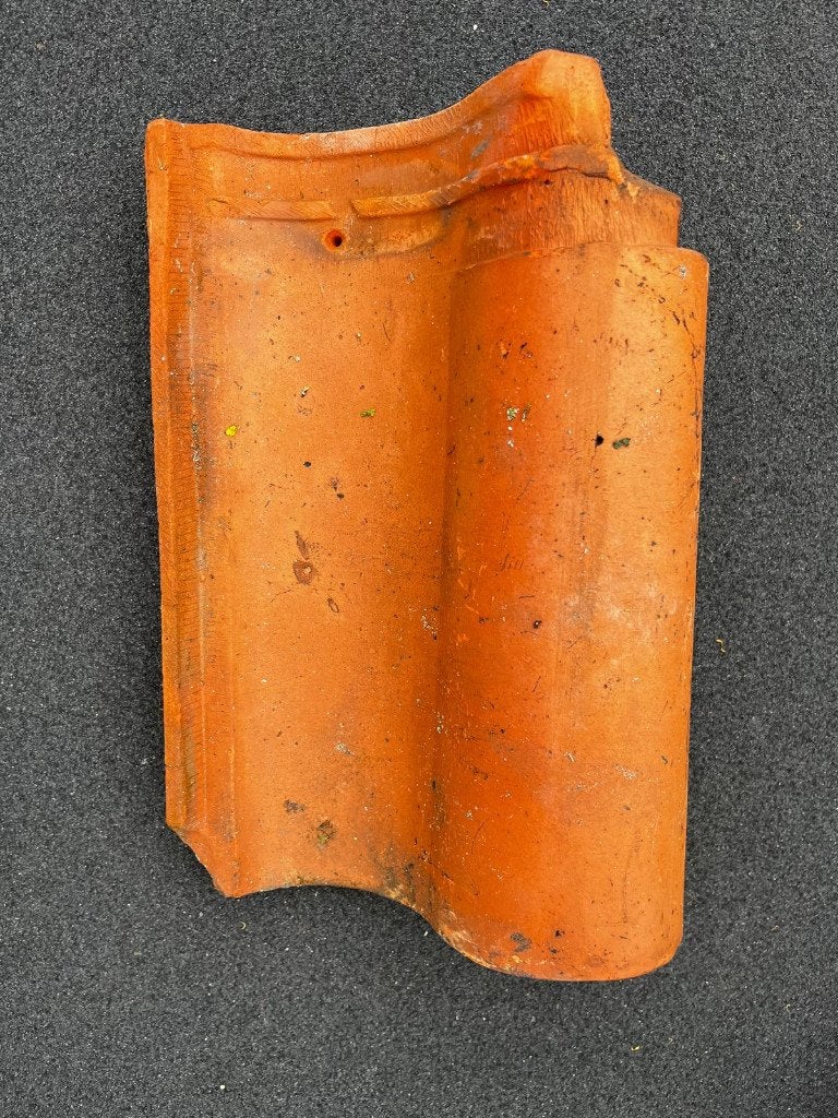 Rechter gevel- cq kantpannen Gebr. Oppel ca 1950, Doe-het-zelf en Verbouw, Dakpannen en Dakbedekking, Ophalen, Gebruikt, Steen of Klei