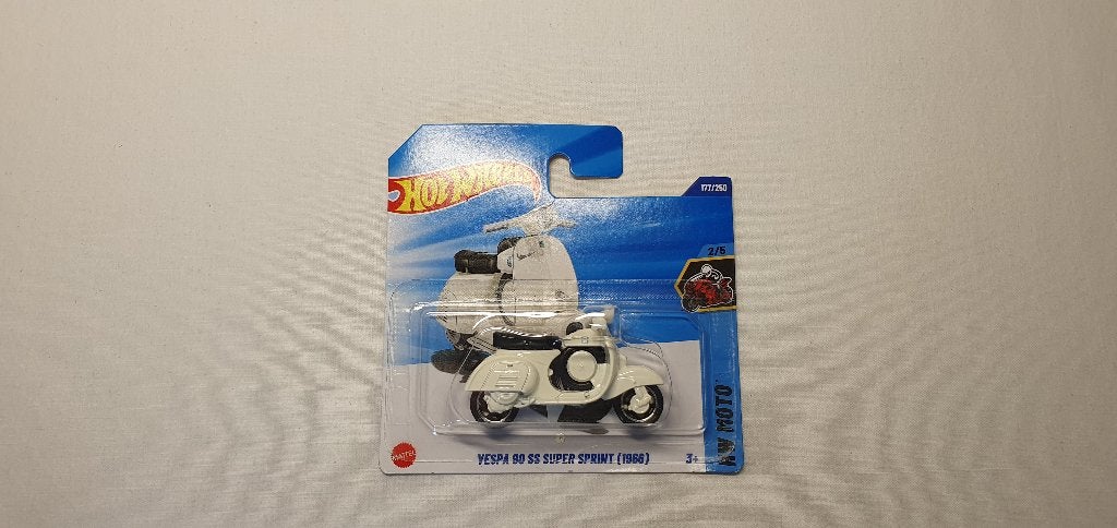 Hot Wheels Vespa 90 SS Super Sprint 1966 crème, Ophalen of Verzenden, Nieuw, Auto
