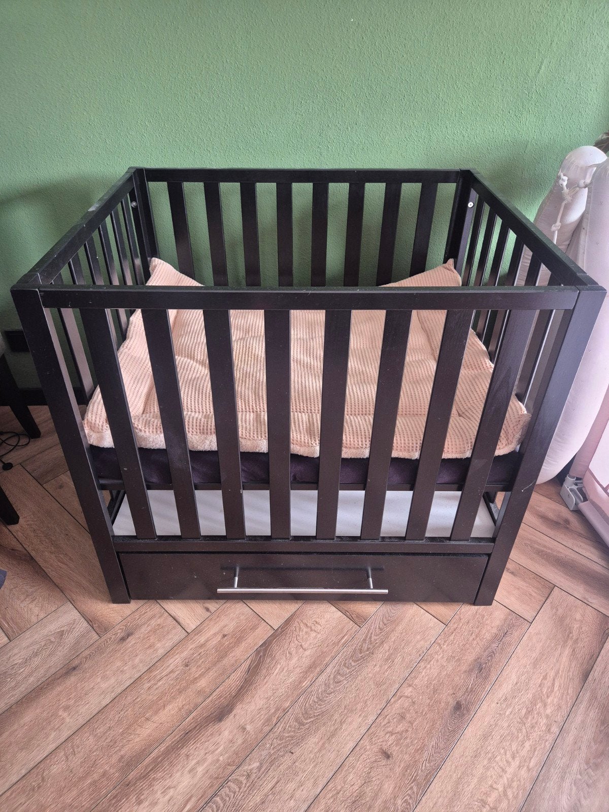 babtlybox zwart incl matras en kleed, Ophalen, Zo goed als nieuw, Rechthoekig, In hoogte verstelbaar