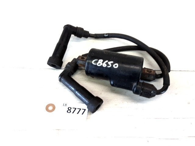 CB650C 1980 - 1981 Honda Bobijn bougiekop D1-52230