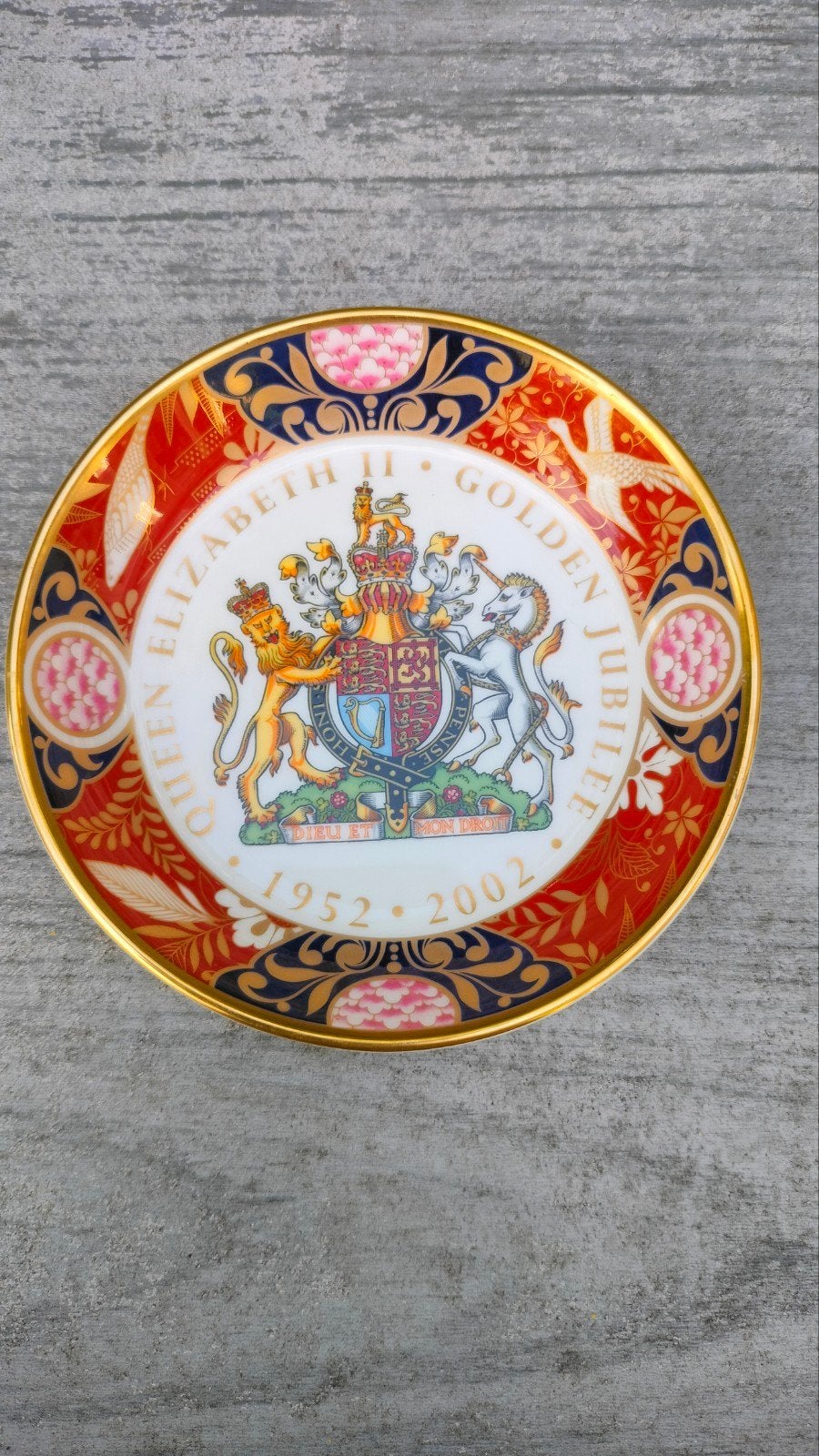Herdenkingsbordje Queen Elizabeth II Golden Jubilee, Ophalen of Verzenden, Nieuw, Servies