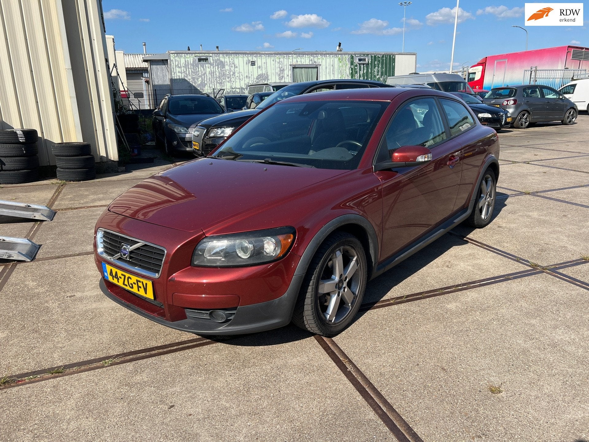 Volvo C30 1.8 Momentum LPG-G3, Auto's, Volvo, Voorwielaandrijving, 125 pk, Gebruikt, Zwart
