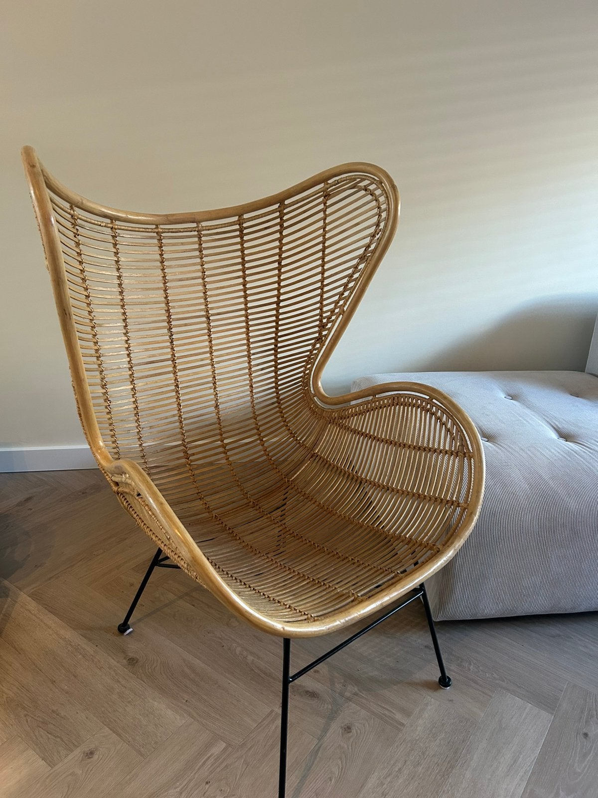 HK Living Rotan egg chair, Huis en Inrichting, Ophalen, Gebruikt, Overige kleuren, Riet of Rotan