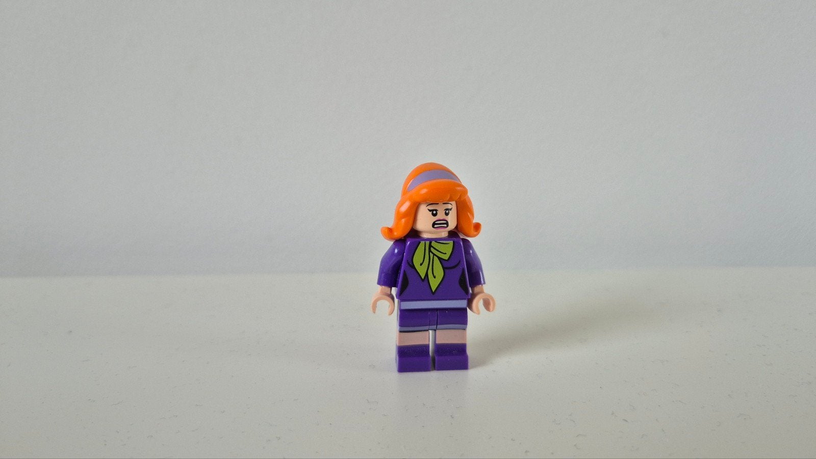 Lego scooby doo minifiguur Daphne, Ophalen of Verzenden, Zo goed als nieuw