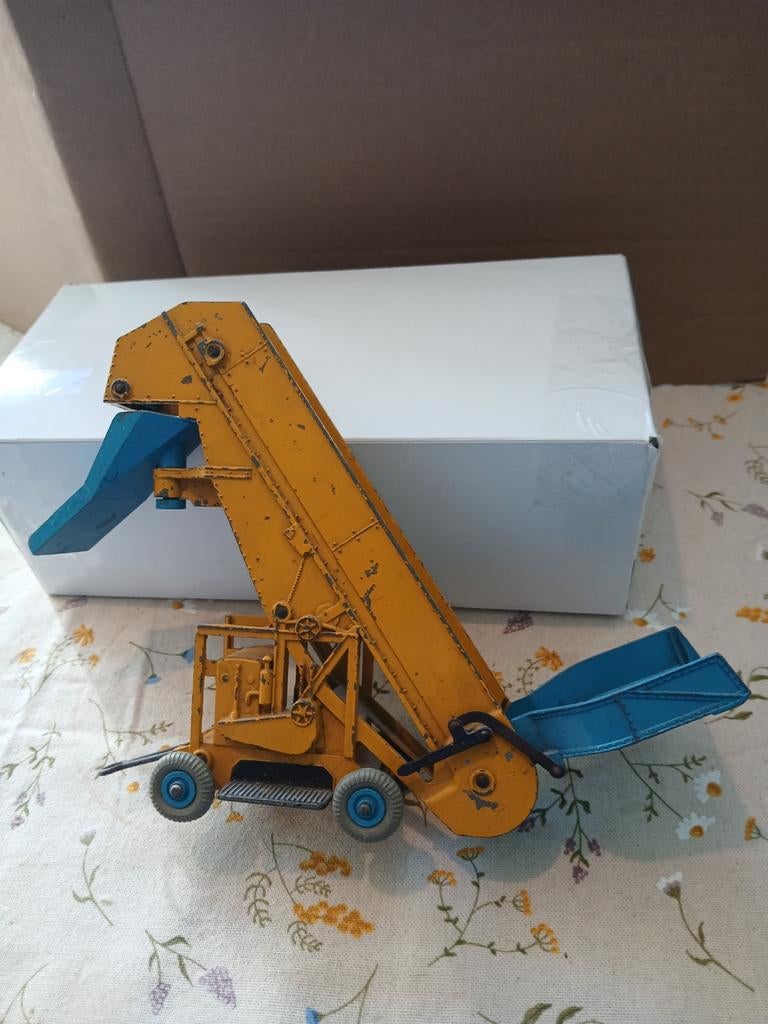 Elevator Loader.  Dinky Supertoys, opknapper, Hobby en Vrije tijd, Modelauto's | 1:43, Gebruikt, Auto, Dinky Toys, Ophalen of Verzenden