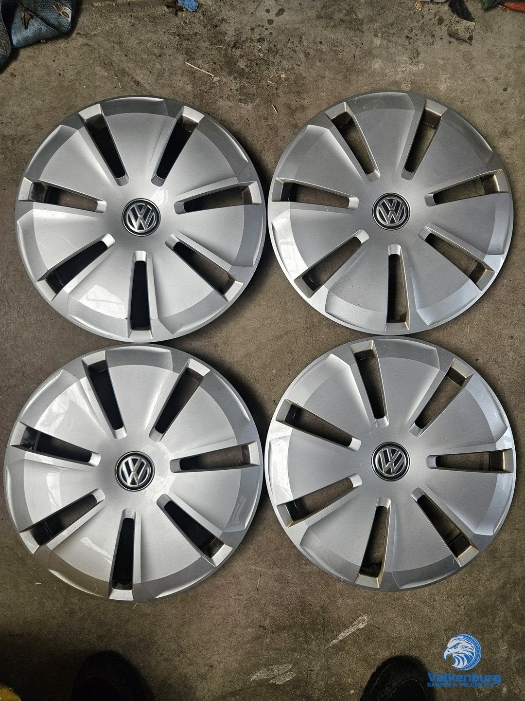 ORIGINELE Volkwagen Transporter T6.1 wieldoppen 16 inch, Auto diversen, Wieldoppen, Gebruikt, -, Verzenden, -