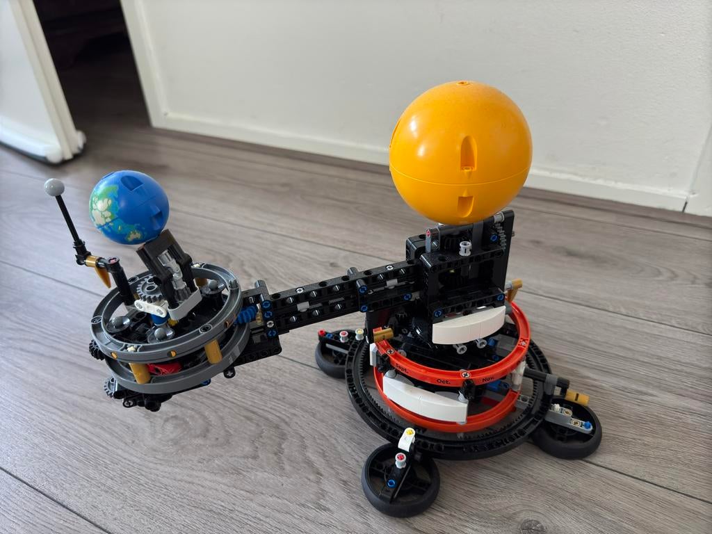 Lego 42179 zonnestelsel technic space compleet, Ophalen of Verzenden, Zo goed als nieuw, Complete set, Lego