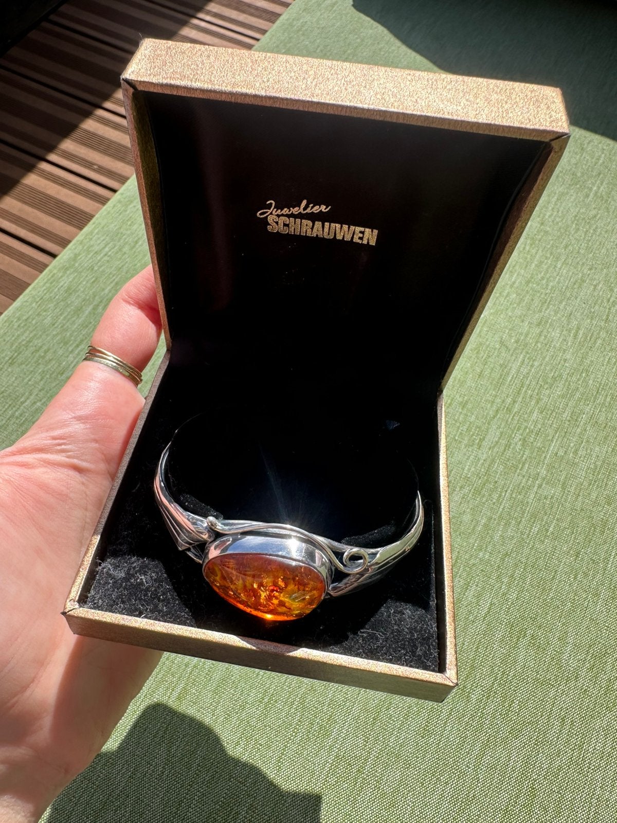 Zilveren bangle met barnsteen, Sieraden, Tassen en Uiterlijk, Ophalen of Verzenden, Zo goed als nieuw, Zilver