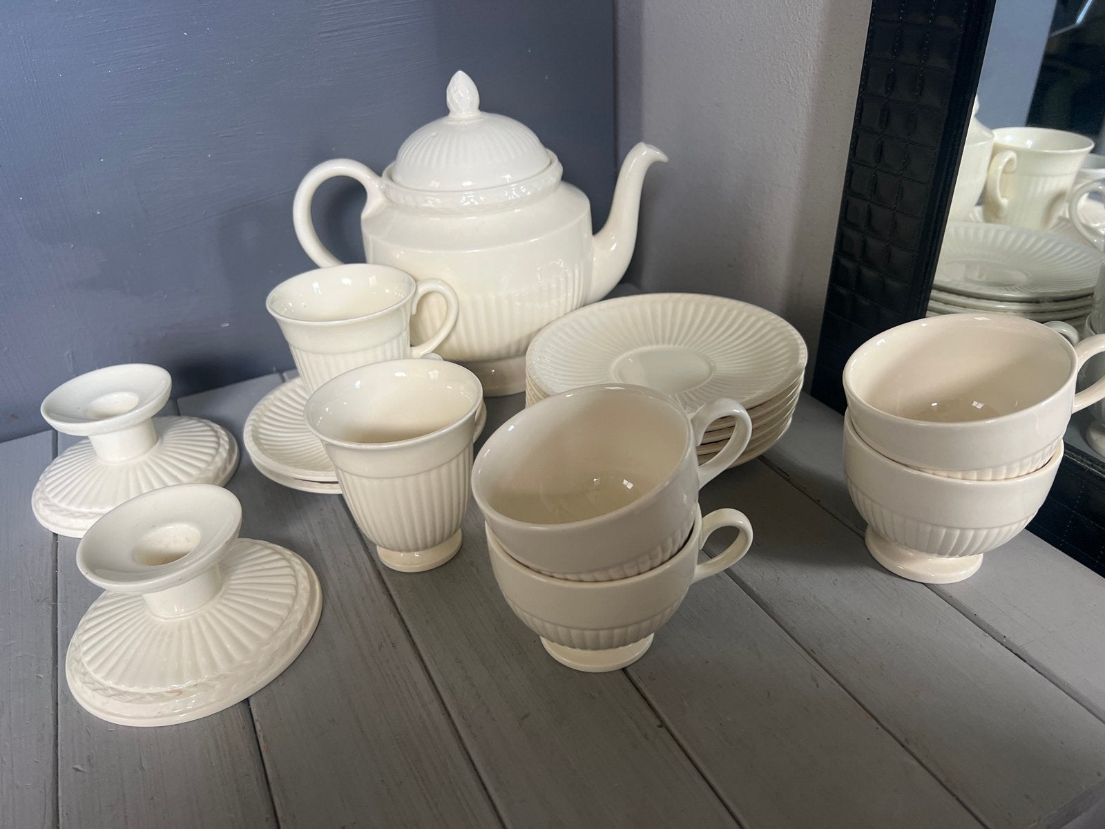 Wedgwood Edme Theepot, Kopjes, Schotels, kandelaars