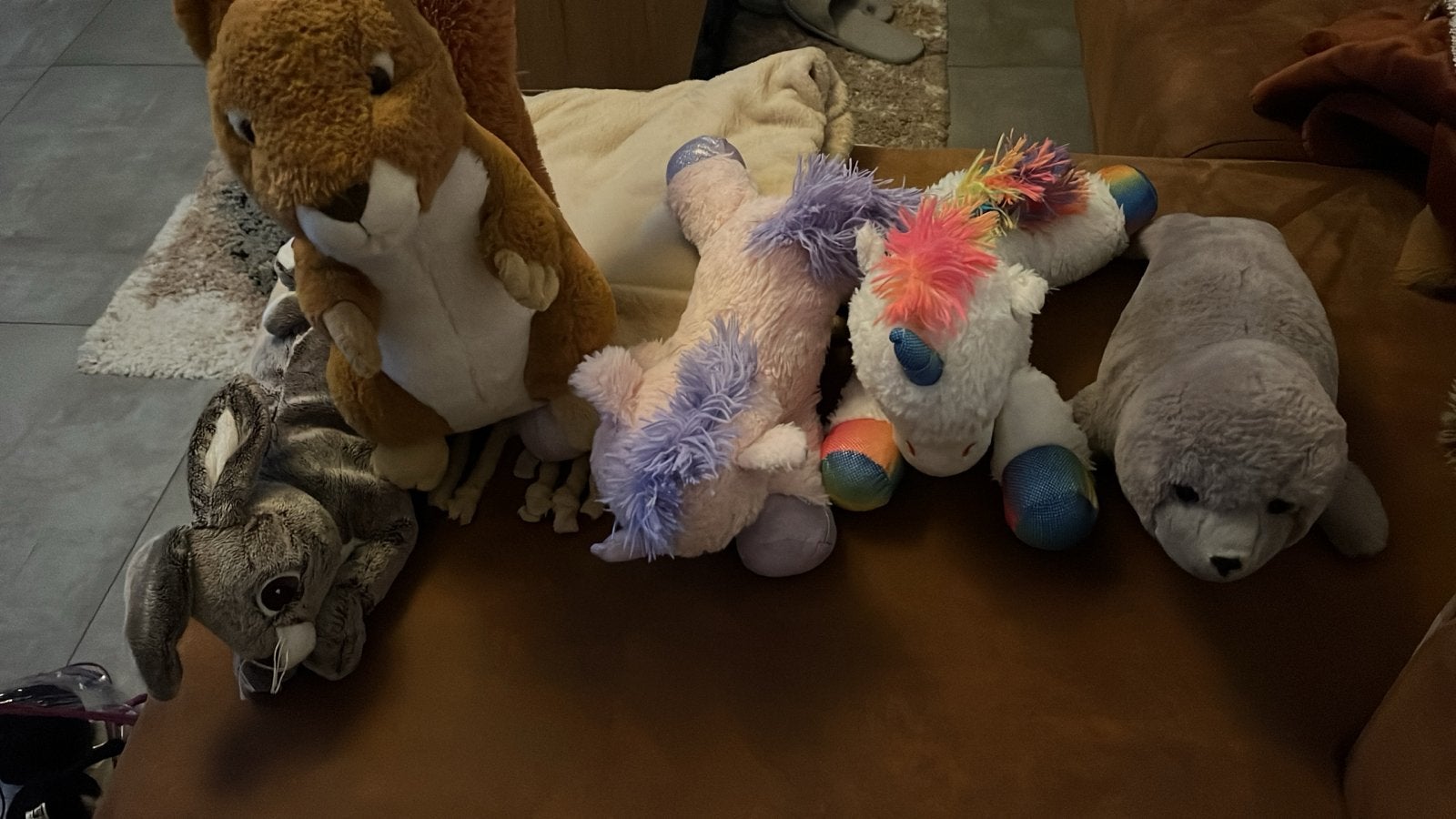 Gratis knuffels: Eenhoorn, Zeehond, Eekhoorn en Konijn, Ophalen, Gebruikt, Eenhoorn, Grijs