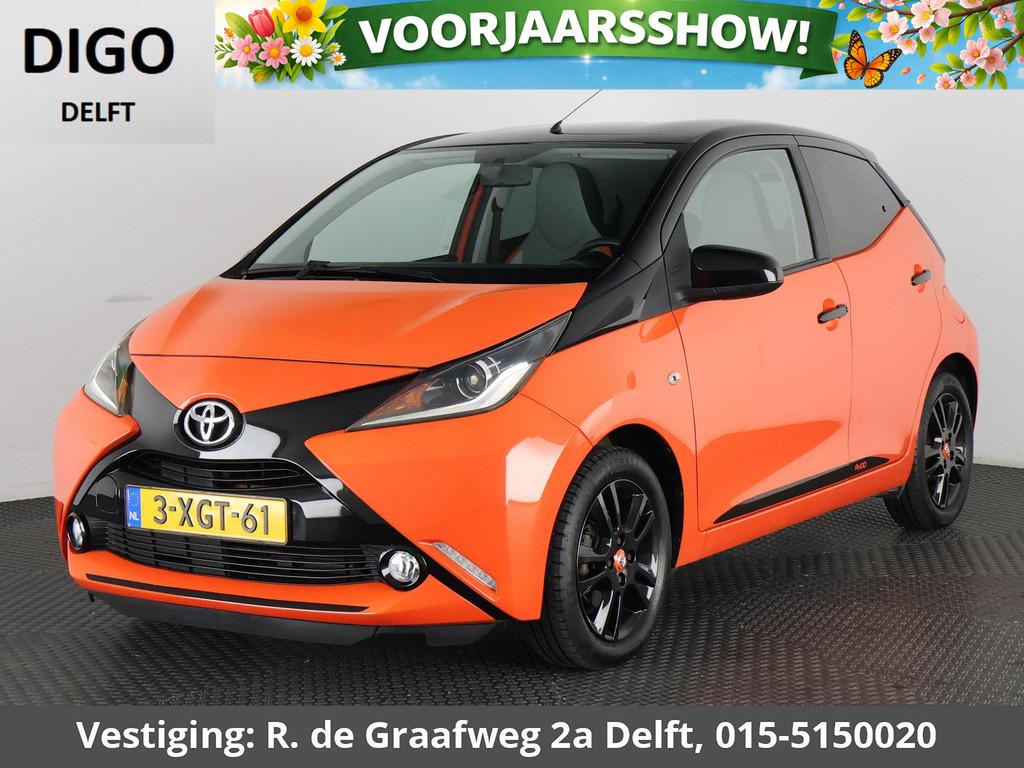 Toyota Aygo 1.0 VVT-i X-Cite Bi-Tone | 1e eigenaar | Airco |, Voorwielaandrijving, Stof, Gebruikt, Overige kleuren