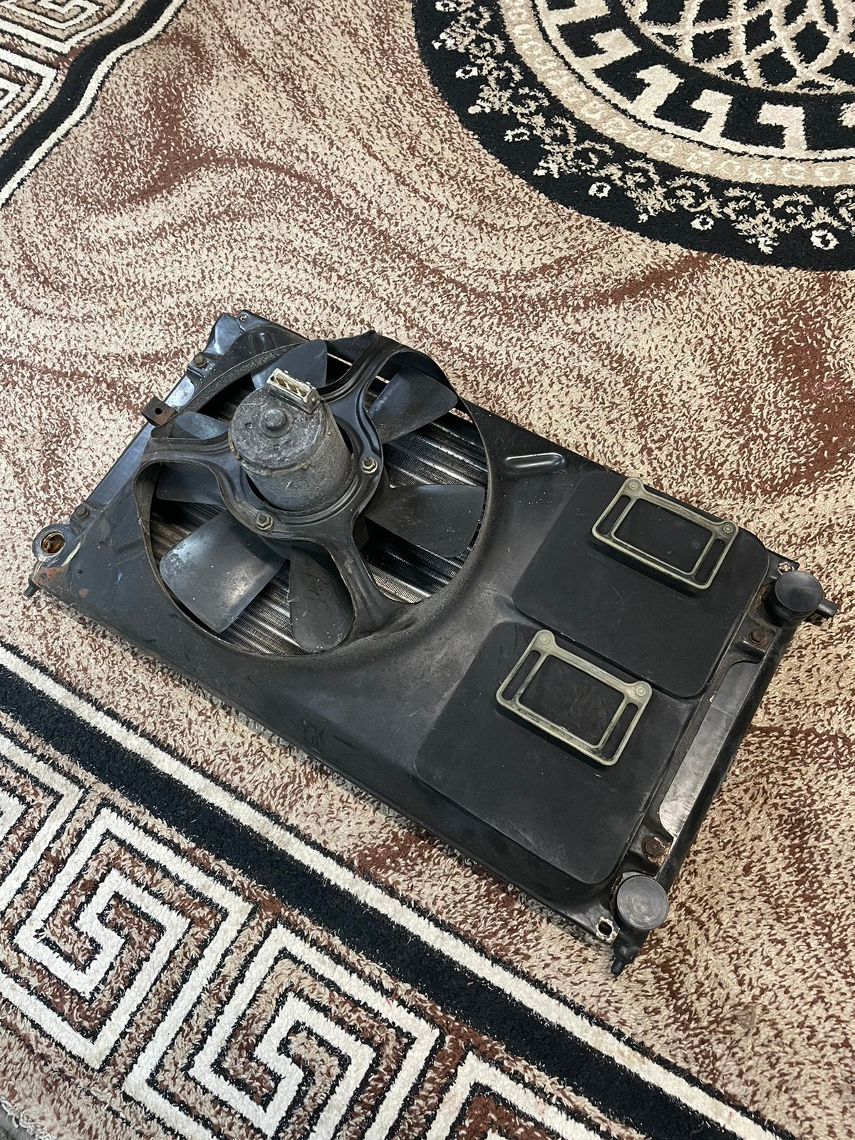 Golf 1 gti radiator met ventilator fan en behuizing, Ophalen of Verzenden, Gebruikt, Audi