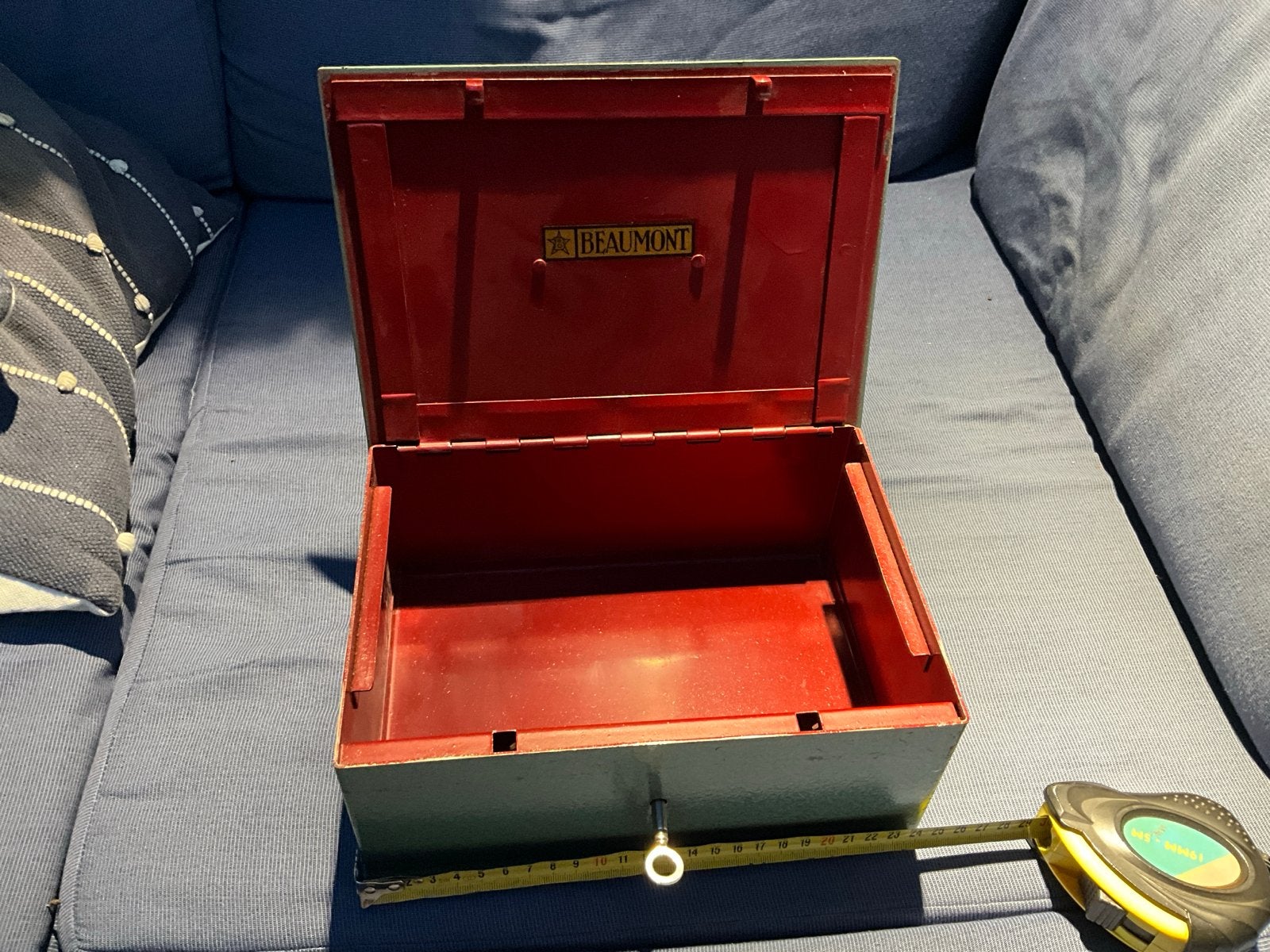 Vintage Beaumont metalen kistje met sleutel, Minder dan 50 cm, Gebruikt, Ophalen of Verzenden, Metaal