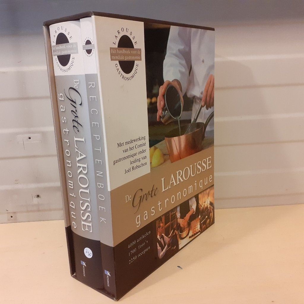 Nr. 738 De Grote Larousse Gastronomique / receptenboek, Ophalen of Verzenden, Gelezen, Diverse Auteurs