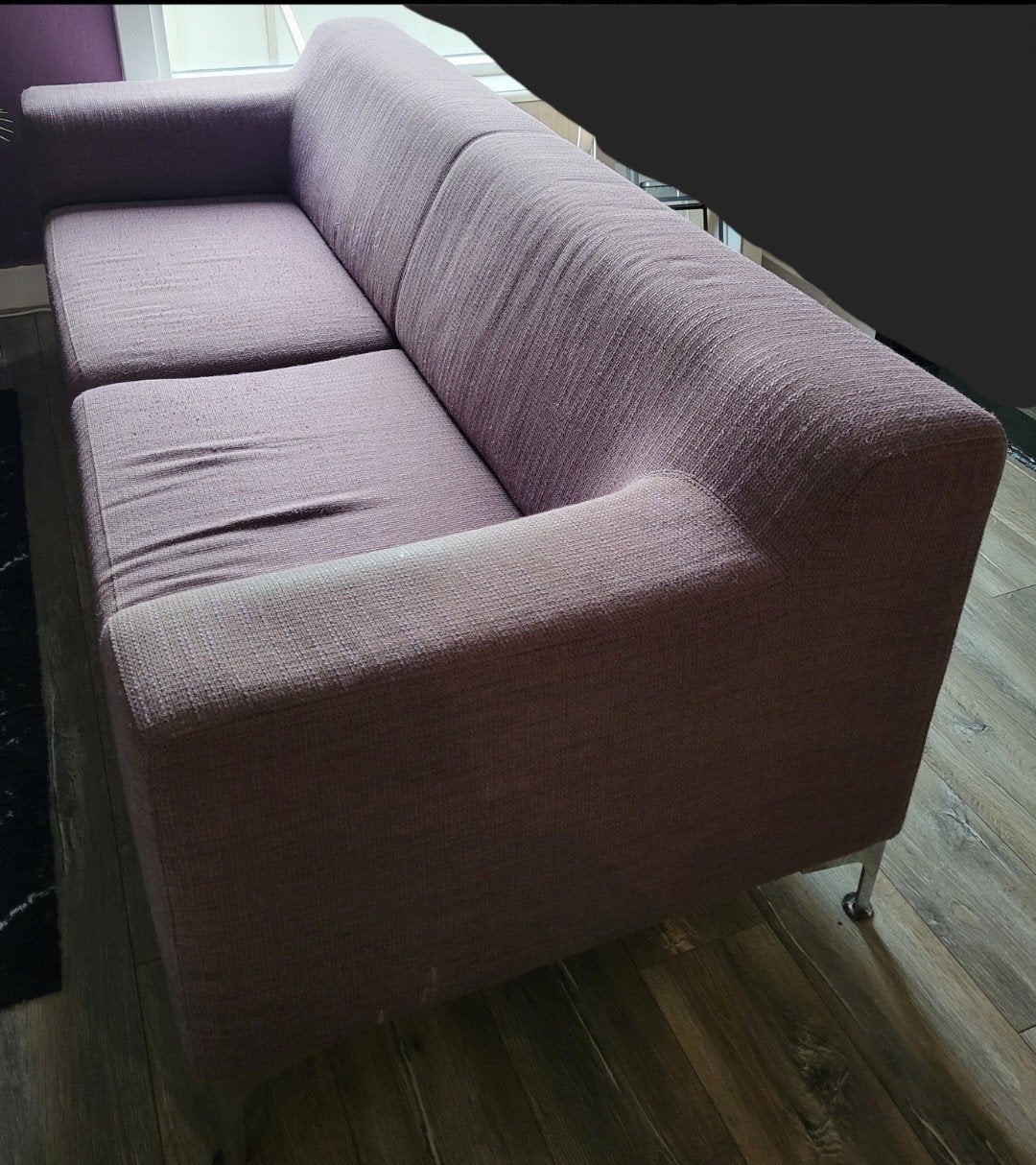 Paarse tweezitsbank, Ophalen, Gebruikt, 150 tot 200 cm, Tweepersoons
