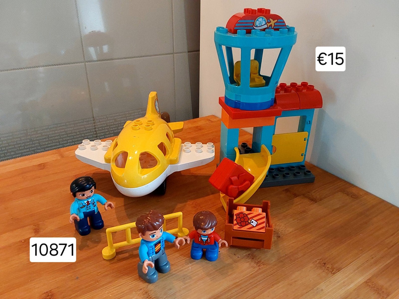 LEGO Duplo Vliegveld 10871 met vliegtuig en figuren, Ophalen of Verzenden, Gebruikt, Overige merken