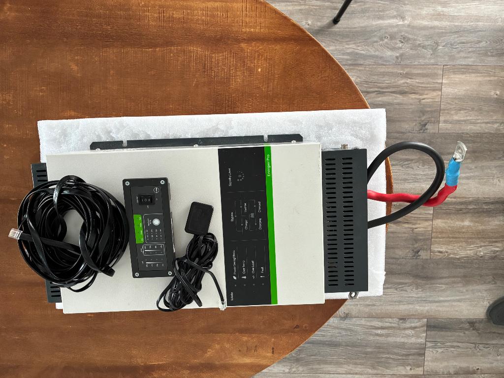 TBB Energier Pro CF3090L Omvormer, Hobby en Vrije tijd, Ophalen, Gebruikt, Overige schalen, Onderdeel