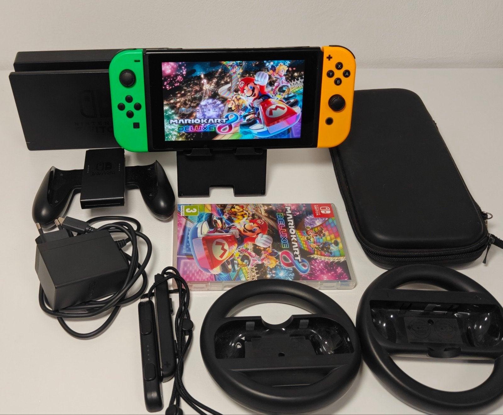 Nintendo Switch V2, Support@nintendo.com, 11-1 Hokotate-cho, Kamitoba, Minami-ku, Kyoto 601-8501, Japan, Ophalen of Verzenden