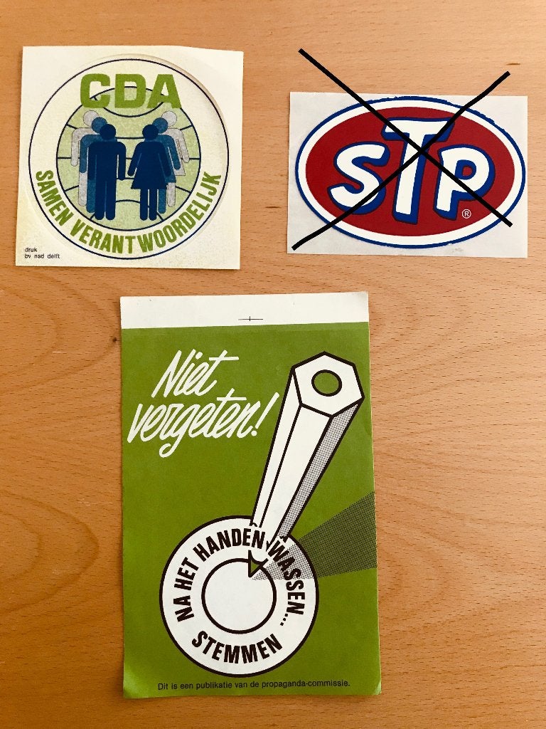Vintage CDA en 'Niet vergeten!' verkiezingsstickers, Ophalen of Verzenden, Nieuw, Overige typen
