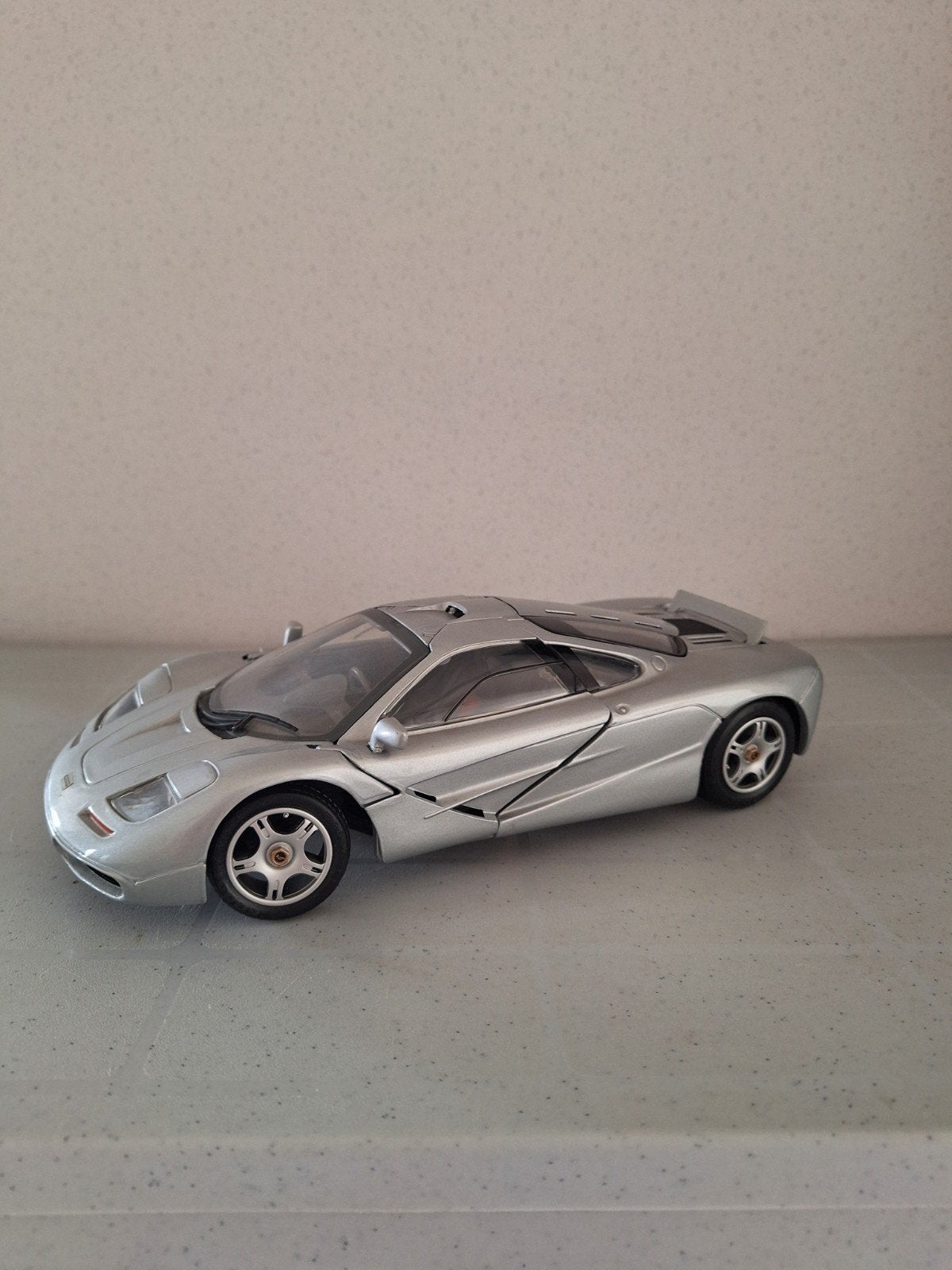 Modelauto Mclaren F1 1993 Maïsto 1:18, Hobby en Vrije tijd, Modelauto's | 1:18, Ophalen of Verzenden, Maisto