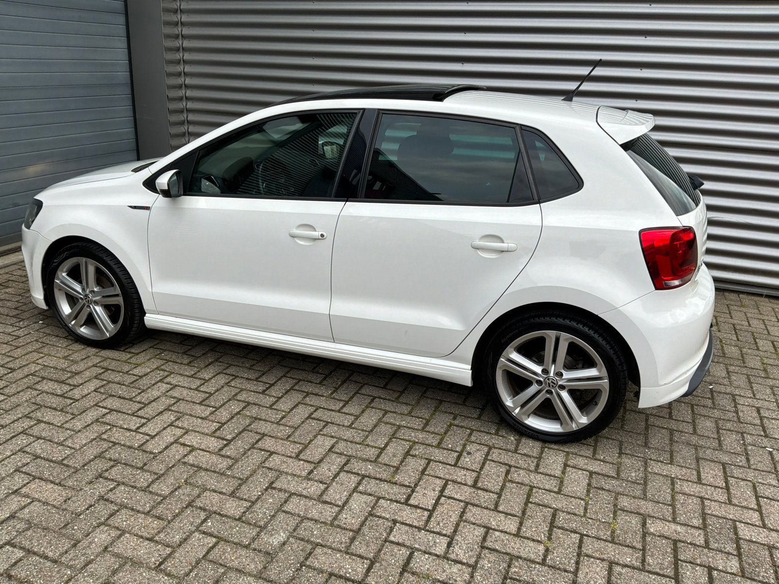 Volkswagen Polo 1.2 TSI 66KW 2012 Wit, Auto's, Volkswagen, Particulier, Polo, Airconditioning, Elektrische ramen, Panoramadak