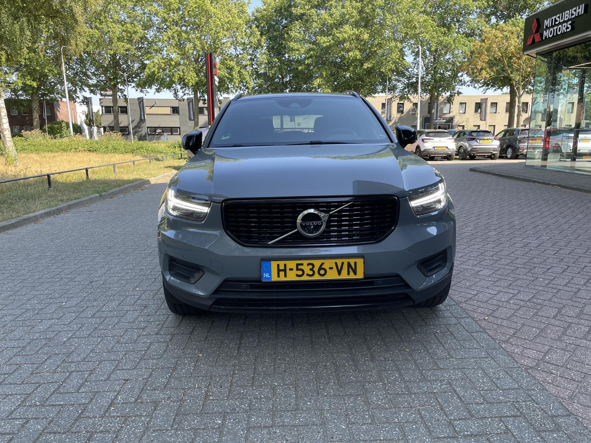Volvo XC40 1.5 T5 Twin Engine R-Design | Premium Audio | Nav, Euro 6, 1712 kg, Hybride Elektrisch/Benzine, 3 cilinders