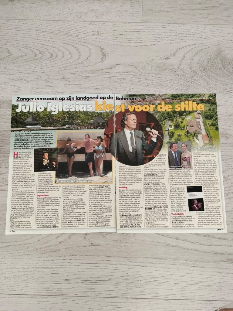 Julio Iglesias 2-pagina tellend artikel Privé tijdschrift, Verzenden, Boek, Tijdschrift of Artikel