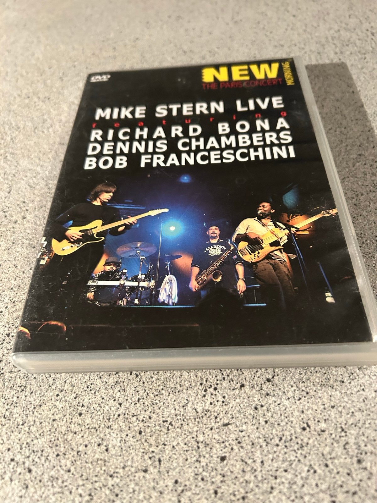 Mike Stern Live: The Paris Concert DVD, Engels, Alle leeftijden, Ophalen of Verzenden, Zo goed als nieuw
