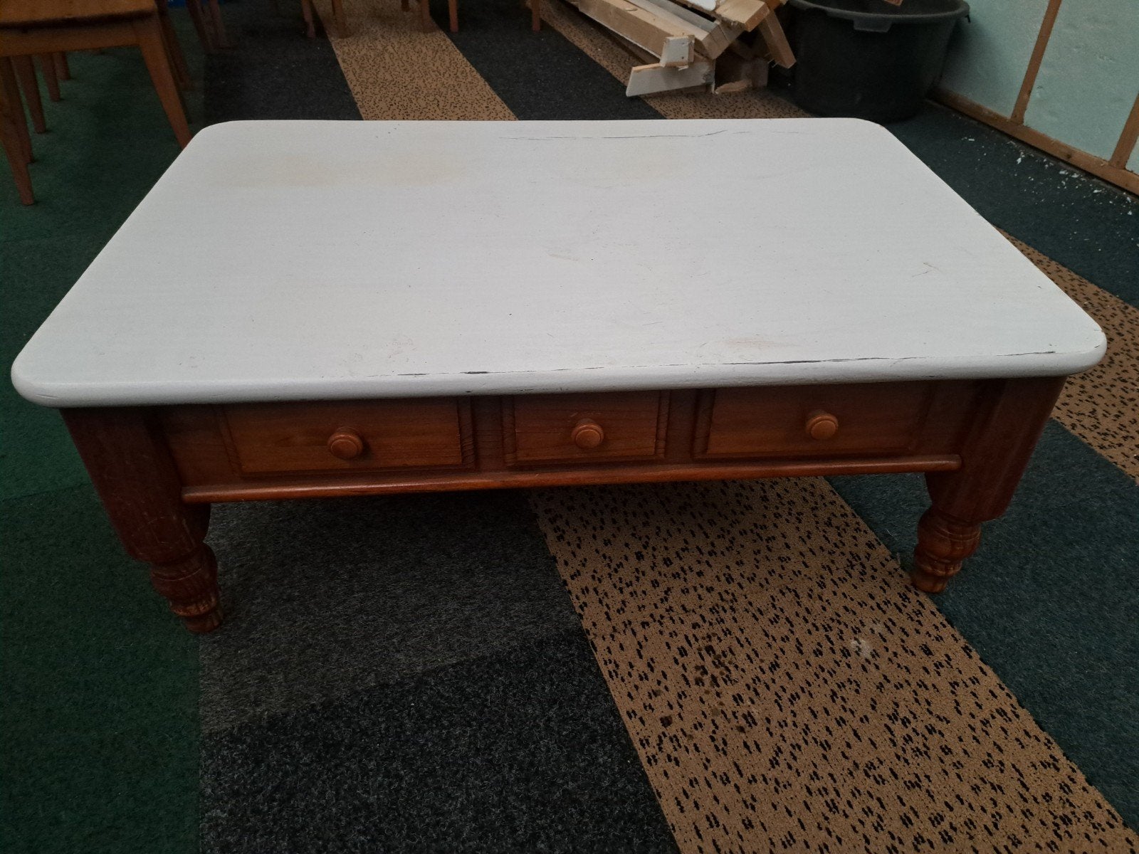 GRATIS: salontafel met 3 laden, Ophalen, Gebruikt, 100 tot 150 cm, 50 tot 100 cm
