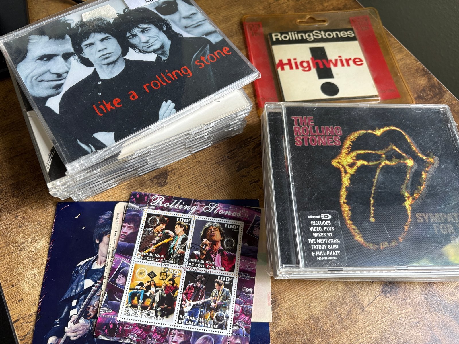 The Rolling Stones CD/ single collectie + memorabilia, Rock, Ophalen of Verzenden, Zo goed als nieuw, Inclusief boekje