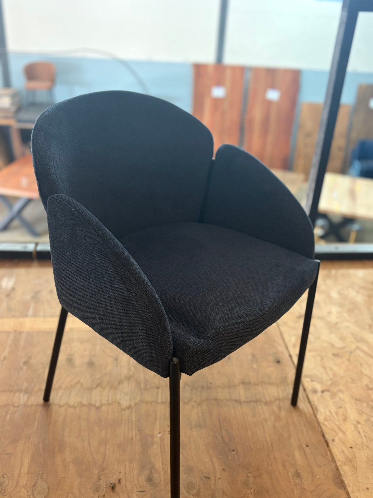 Blauwe stoffen stoelen – €40 per stuk, Ophalen, Blauw, Zo goed als nieuw, Vier