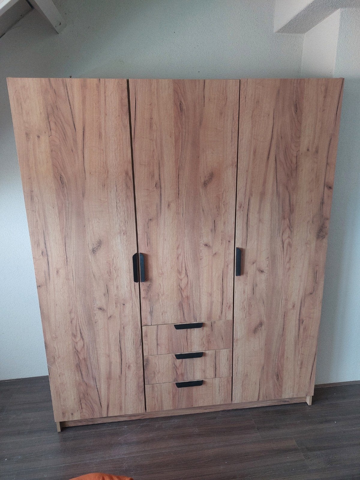 Jenslev kledingkast van JYSK, 100 tot 150 cm, Zo goed als nieuw, Modern, 150 tot 200 cm
