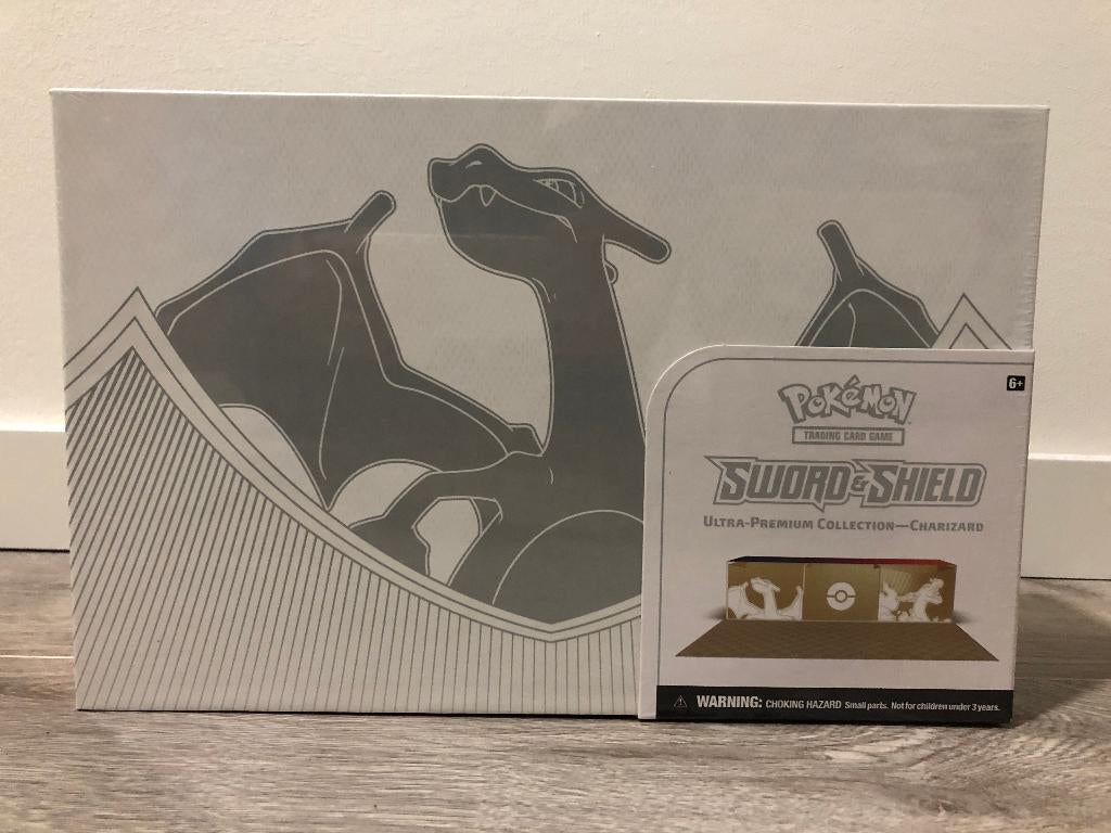 Sword & Shield Ultra Premium Collection - Charizard - Sealed, Ophalen of Verzenden, Nieuw, Boosterbox, Foil