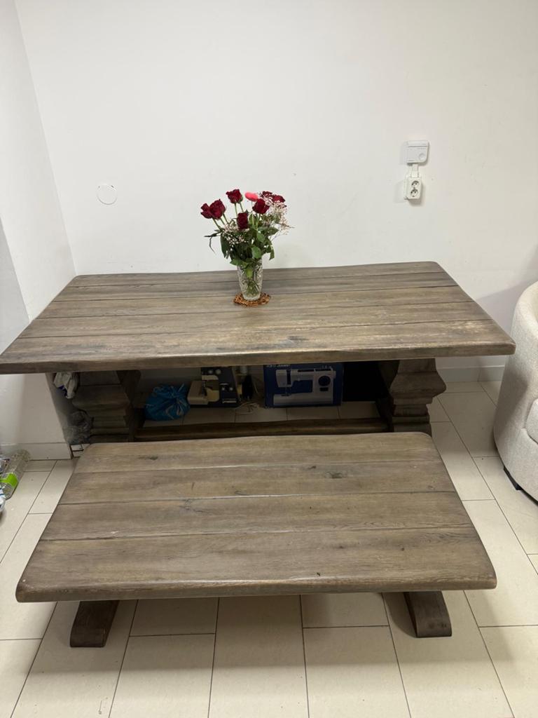 houten eettafel met een kleinere tafel voor in de woonkamer, Huis en Inrichting, Complete inboedels, Ophalen of Verzenden