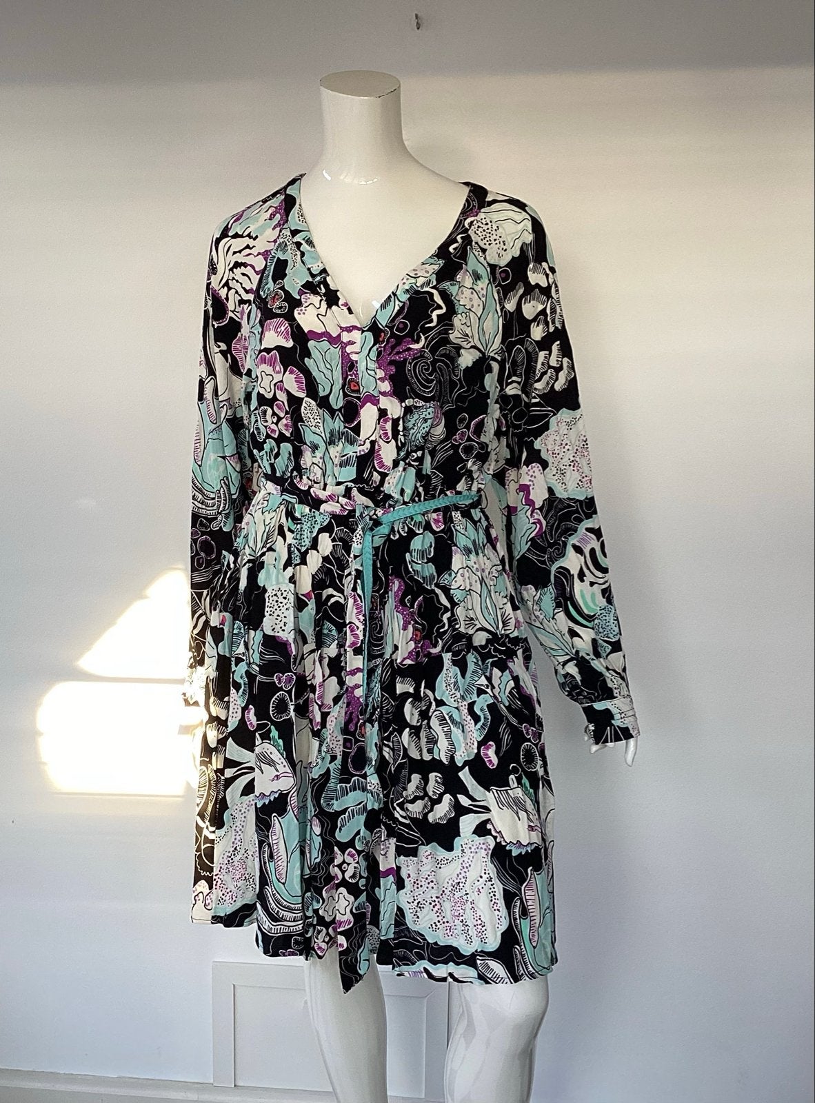 POM Amsterdam Jurk met print en ceintuur - Maat 40, Kleding | Dames, Maat 38/40 (M), Nieuw, Knielengte, Meerkleurig